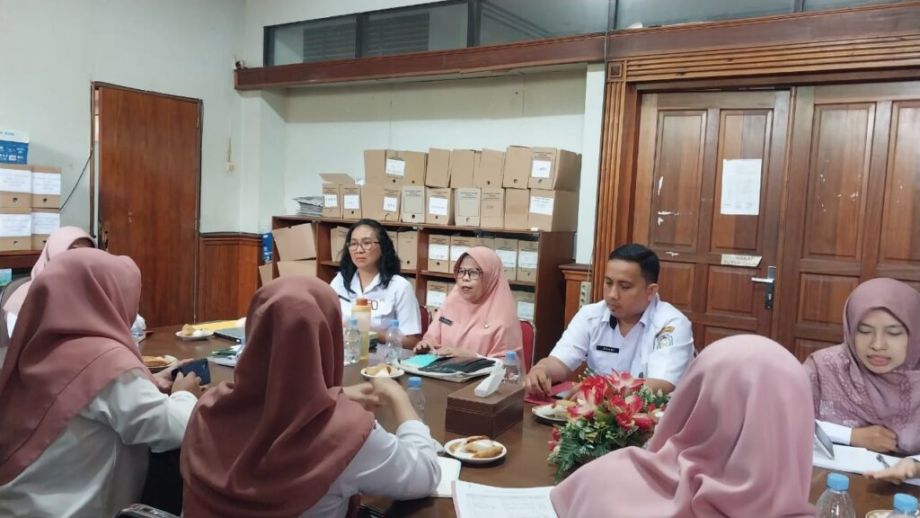 Evaluasi Pembinaan Pengelolaan Kearsipan Pada Biro Administrasi Pimpinan, Biro Pemerintahan dan Biro Hukum Setda Provinsi Kalimantan Barat